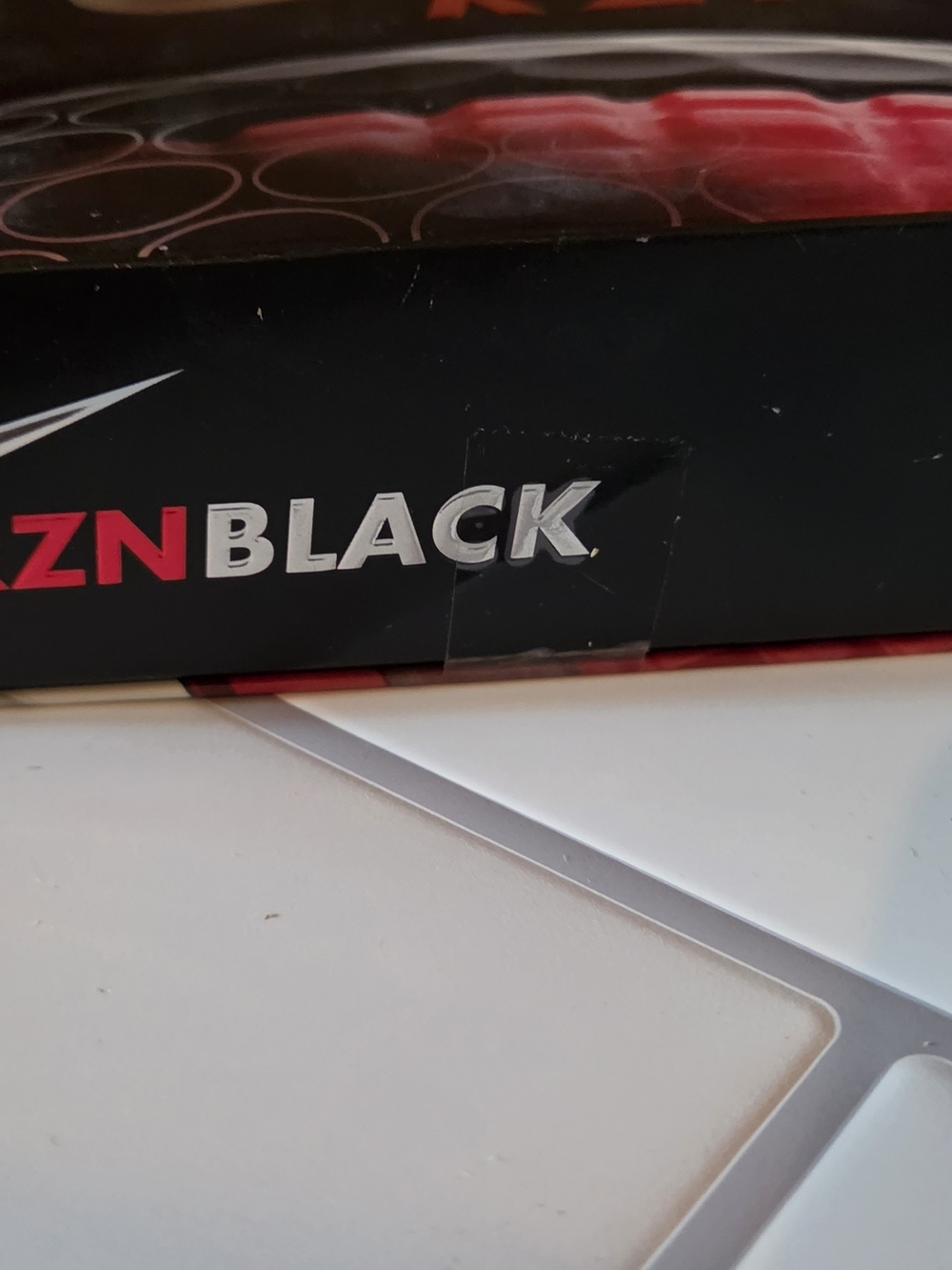 Nike RZN Black Golf Ball - Picture 3 of 3